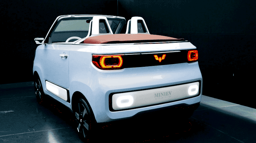 2021上海车展##宏光miniev敞篷版亮相,谁都能坐的
