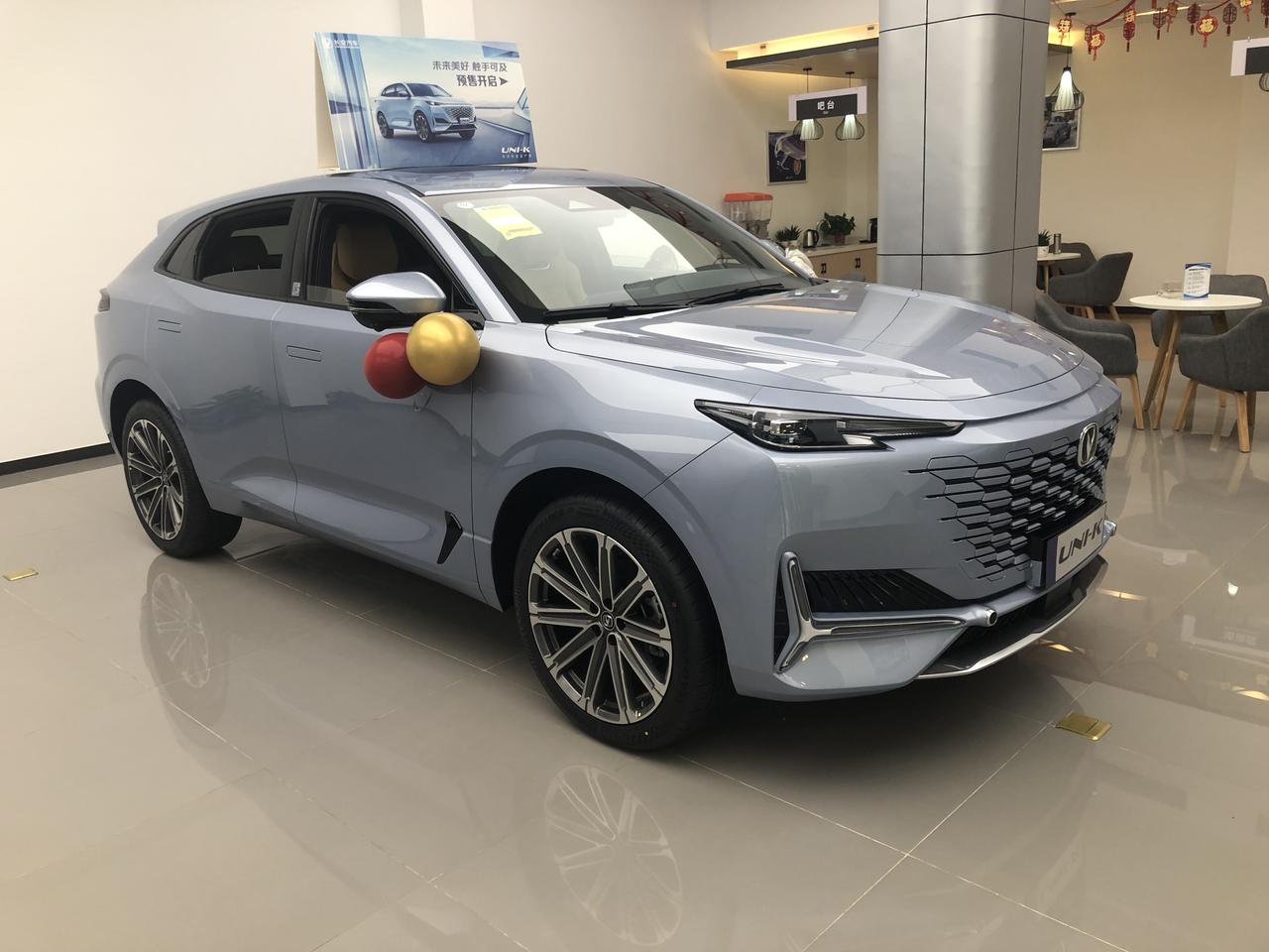 买回来开几个月就给他改色改成双胞胎_长安uni-k车友圈_懂车帝