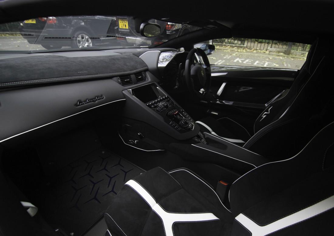 哑光黑大牛,兰博基尼aventador lp750-4 su