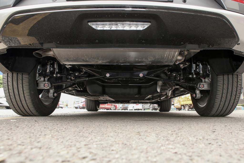 这个筷子悬挂行吗?跟汉差不多呀_宋plus dm-i车友圈_懂车帝