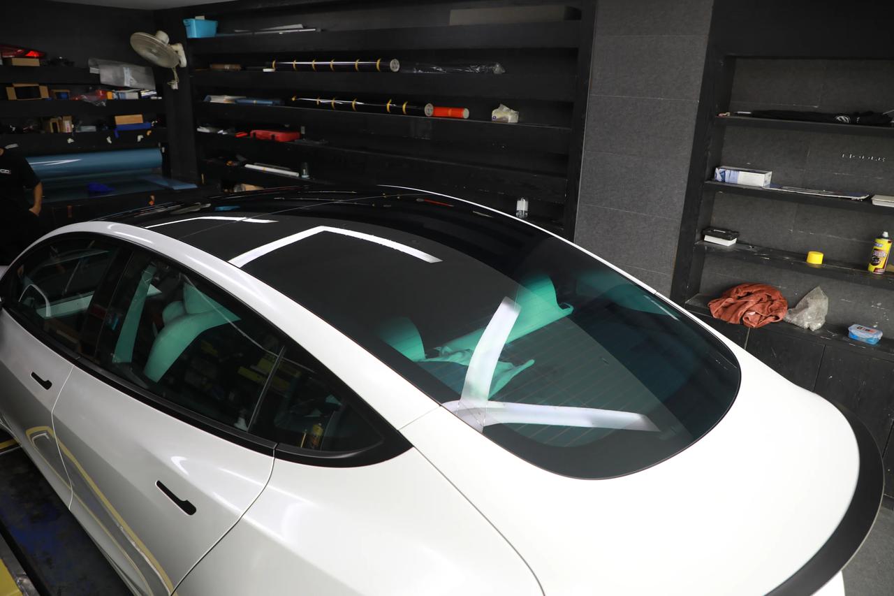 特斯拉model 3 p隔热膜 bop 天窗冰甲 tpu高隔