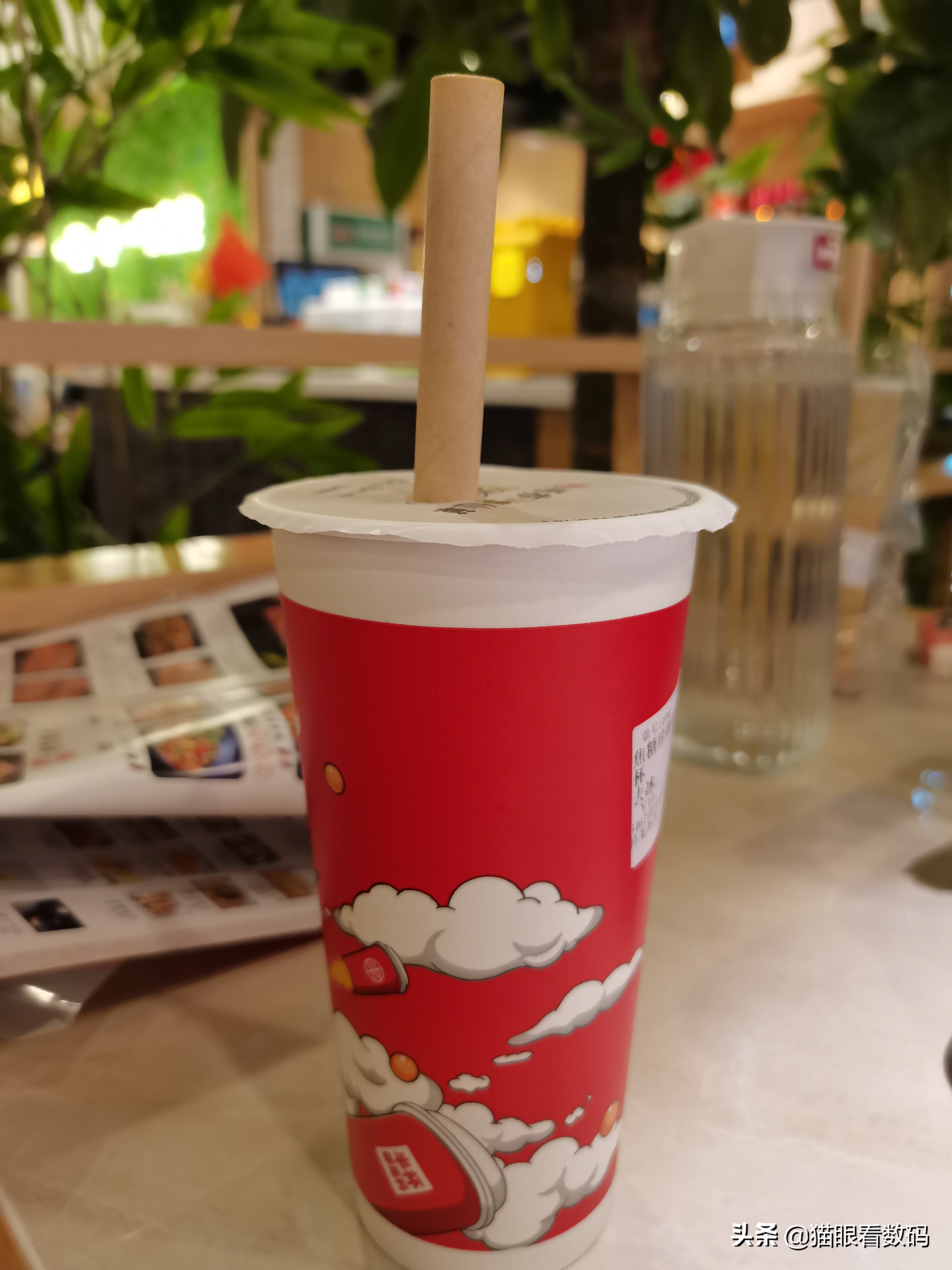 吸管|消费者吐槽纸吸管 体验确实很差