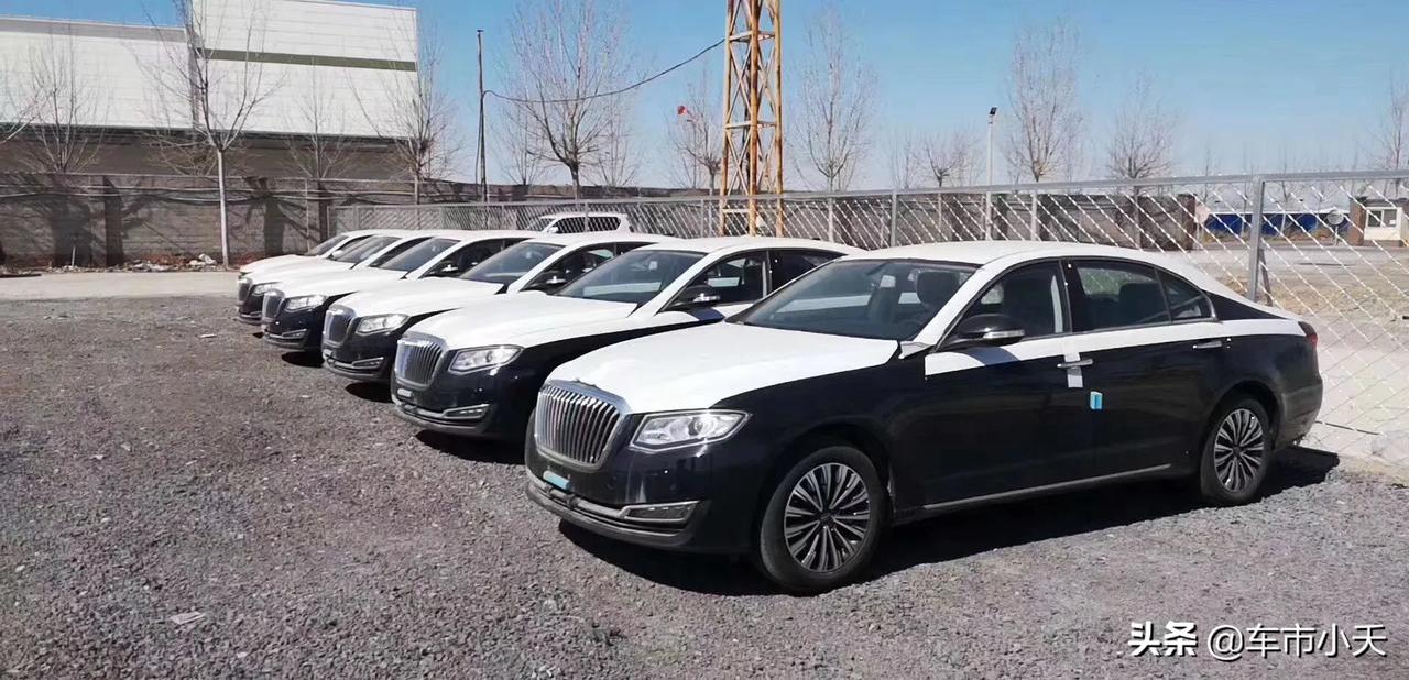 红旗h7 最近又看到了一批红旗的库存车,红旗h7 这批车都是