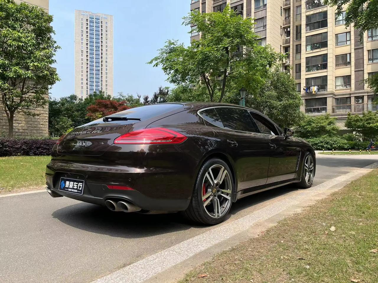 新到保时捷帕拉梅拉sexecutive加长版67新车价格1658万67上牌2014