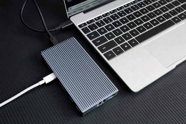 ƻ���뻪Ϊ�ᱡ������ĵ���ORICO 9��1��չ�������ѡ��ʵ���ֵ