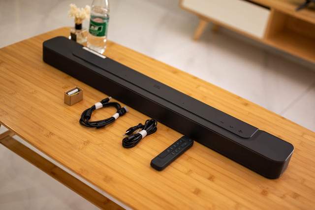 真正的物理外挂！让观影体验再提升，JBL RAB 300体验