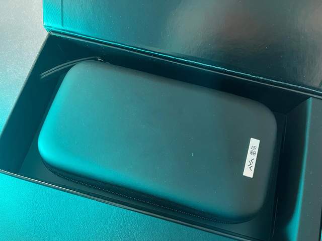 能装在口袋里？雷鸟Air：你的私人随身巨幕影院，娱乐办公两不误