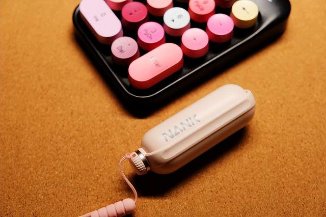 口袋里的太空舱-滑动开启蓝牙耳机音乐新体验