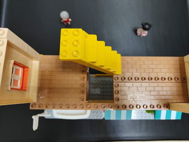 家有小小建筑师，自己在家DIY建造别墅是什么体验？