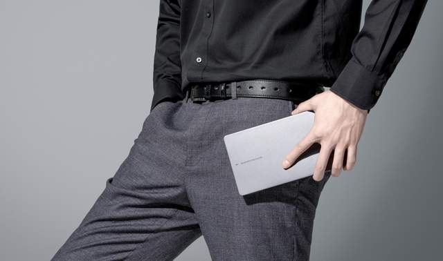 奢侈品级别音响B&amp;W加持，峰米向行业第一发起冲击？