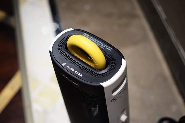 360度全屋制暖 80度广角摇头 蓝宝小企鹅双面立式取暖器