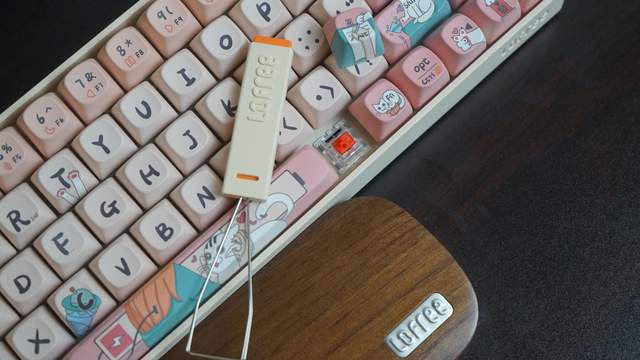 始于颜值，忠于体验！好看又好用非属洛斐小翘机械键盘莫属