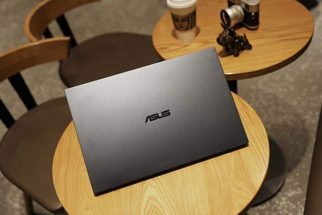 01华硕破晓15.6英寸评测