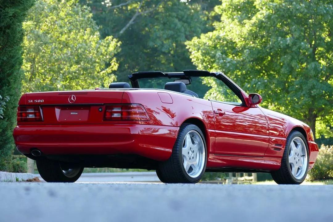 经典老车2002款奔驰sl500