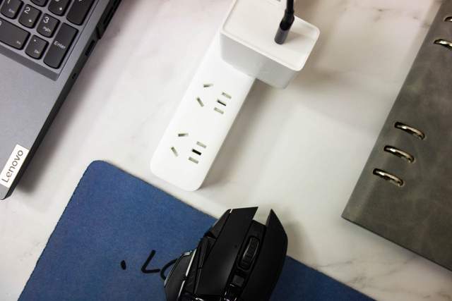 科技为硬件赋能，小米智能插线板2为安全赋能