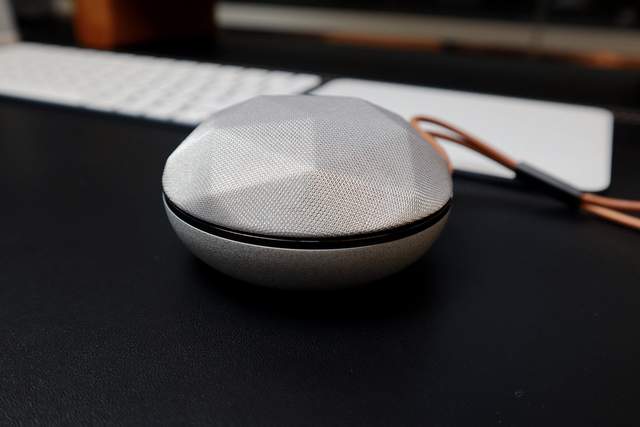 百元音箱小巧惊艳，iKKOLOT ITS01蓝牙音响评测