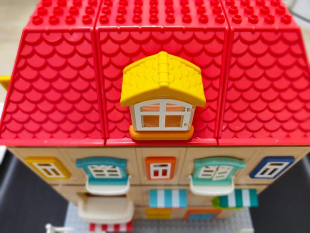 家有小小建筑师，自己在家DIY建造别墅是什么体验？