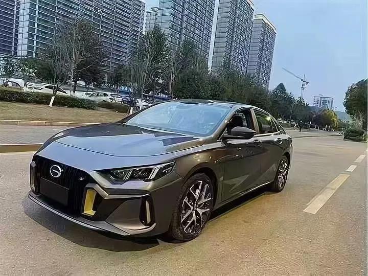 广汽传奇影豹j15版16万左右提车上路