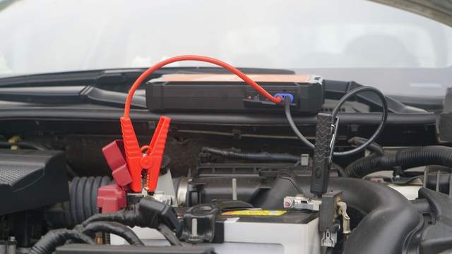 autowit应急启动电源，给汽车更安全更方便的应急备用方案