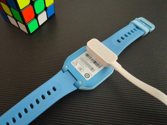 开启娃的美好小学时代，米兔儿童学习手表6C样样精通