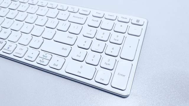 雷柏E9350G+M700键鼠套装:拯救杂乱无章的桌面～