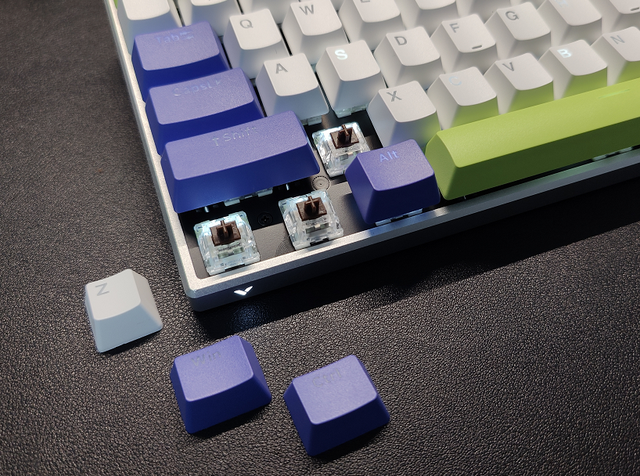 打造高性价比简约无线桌搭，雷柏电竞三件套体验