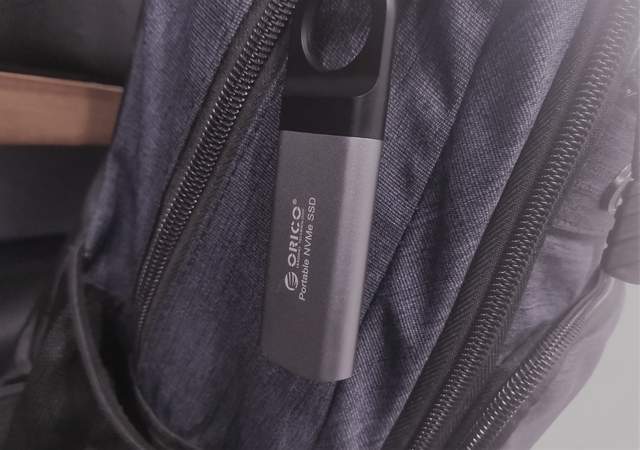 便携存储新选择,从此和小U盘说拜拜——奥睿科迅龙GV100