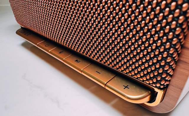 漫步者M230：露营氛围大师，是音箱更是艺术品