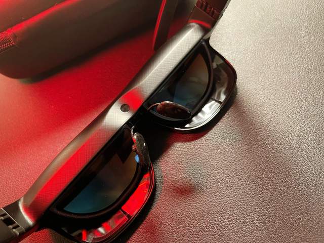 能装在口袋里？雷鸟Air：你的私人随身巨幕影院，娱乐办公两不误