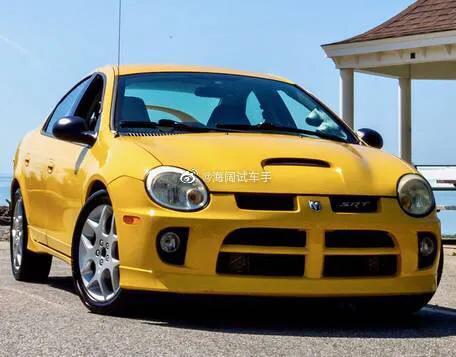 道奇彩虹,当年这车进口到国内销售的时候,广告通常都这么写:彩