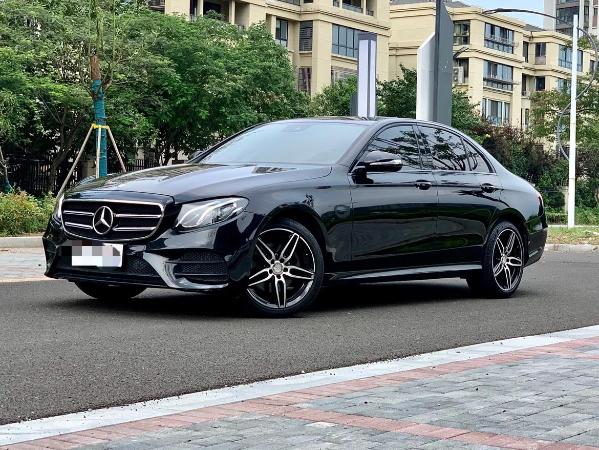 标轴的奔驰e真不多见,还是个黑色比较显