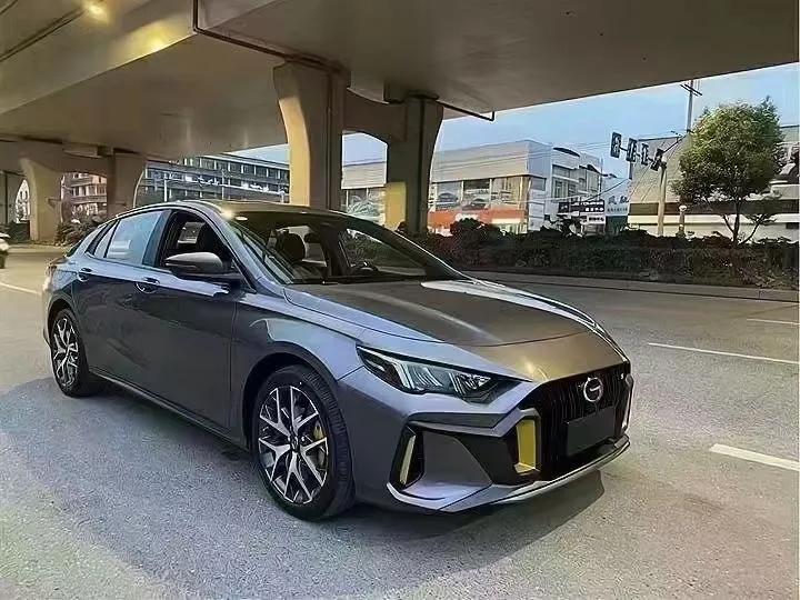 广汽传奇影豹j15版16万左右提车上路