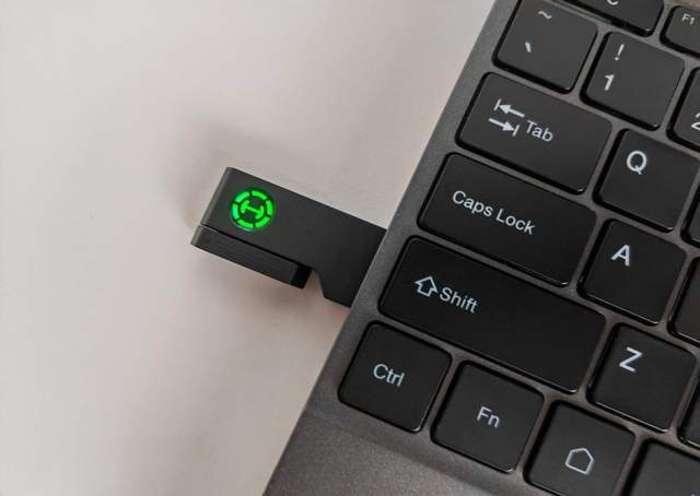 专为电竞游戏量身打造——漫步者GT4 S雷霆版双模游戏耳机体验测评