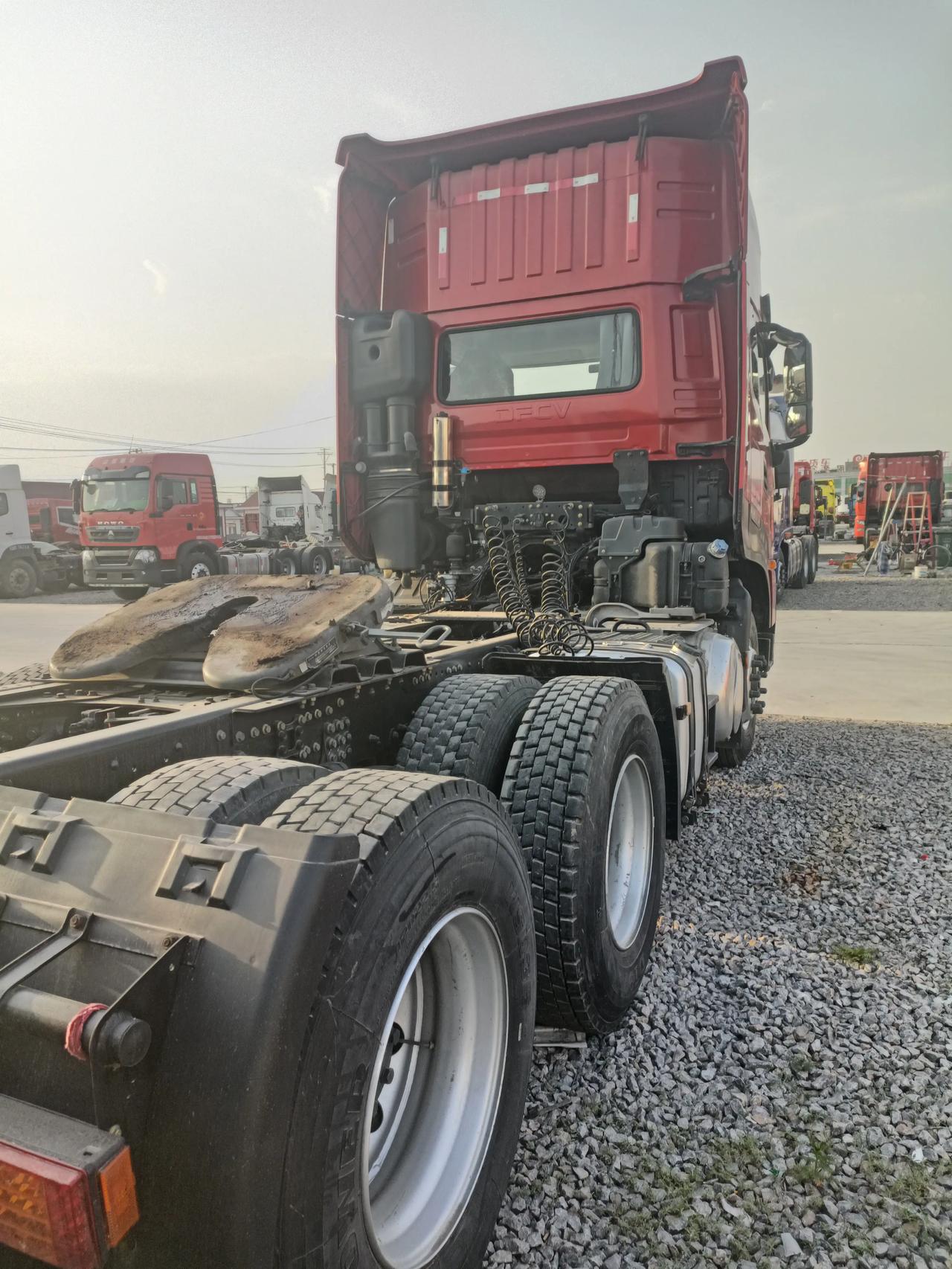 东风天龙k l二手牵引车 560马力 21年2月份,龙擎13