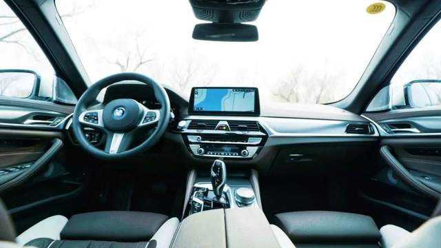 「e汽车」试驾华晨宝马535Le：当经典可以更环保 当环保可以更潮流