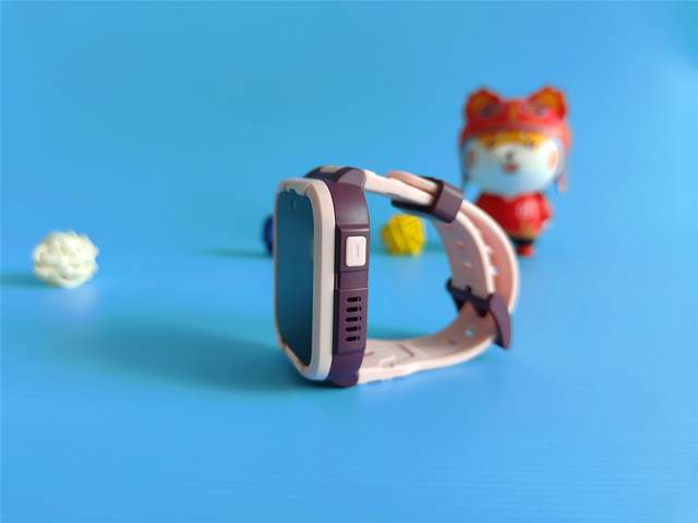 提前给孩子的六一儿童节礼物—支持微信畅聊的360儿童电话手表10X