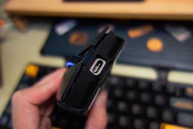 ROG影刃2无线鼠标，经典铸就好手感