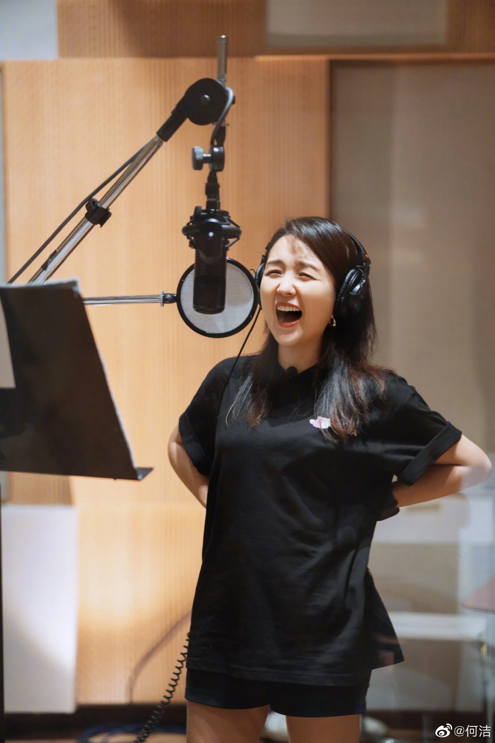 �ν������������ô���� ����������鱳�������