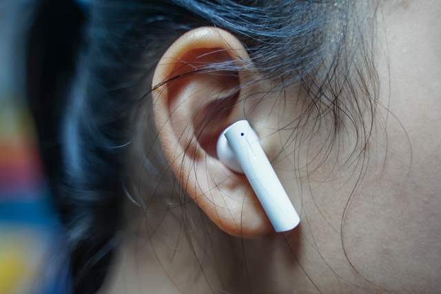 慧眼识“英雄”，老品牌英雄真无线蓝牙耳机，性价比真高