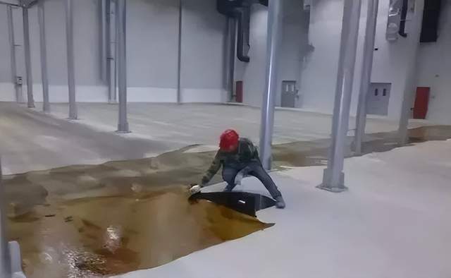 环氧地坪如何施工?写的最全的一片文章,没有之一!(图13) 环氧地坪如何施工?写的最全的一片文章,没有之一!(图13)