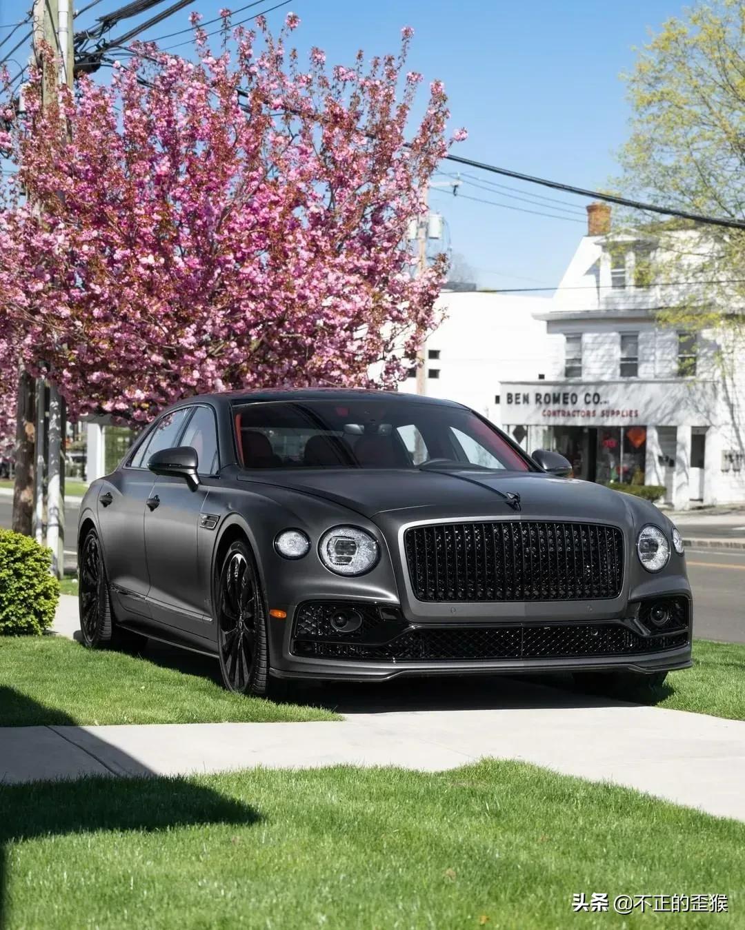 绅士又运动妥妥的霸道总裁宾利飞驰