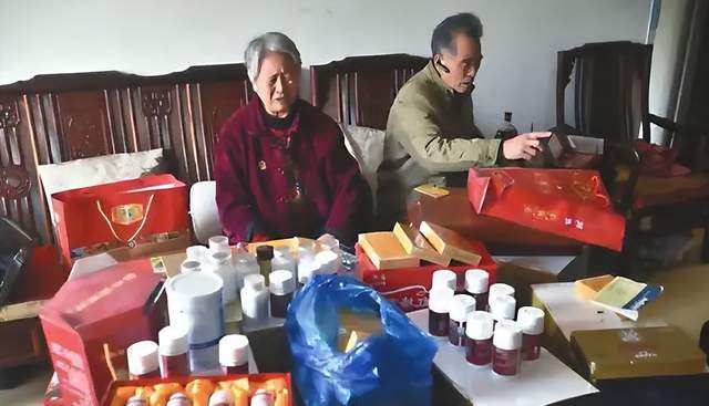 进价5元翻400倍卖给干爹！这些干儿子不是一般的坑爹……-锋巢网