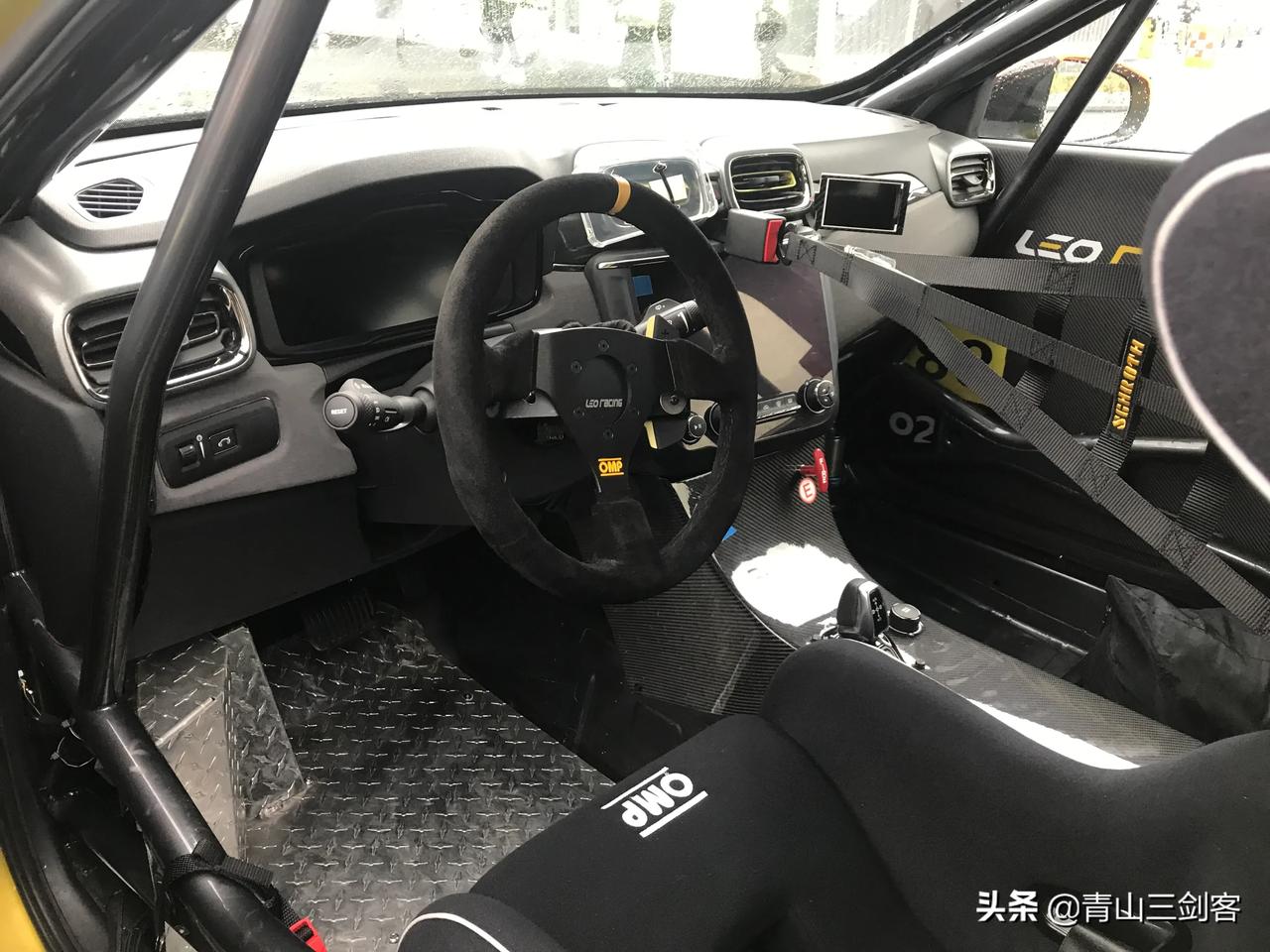 在宁波赛道干了10圈领克03cyan定制版的改装车真的太炸