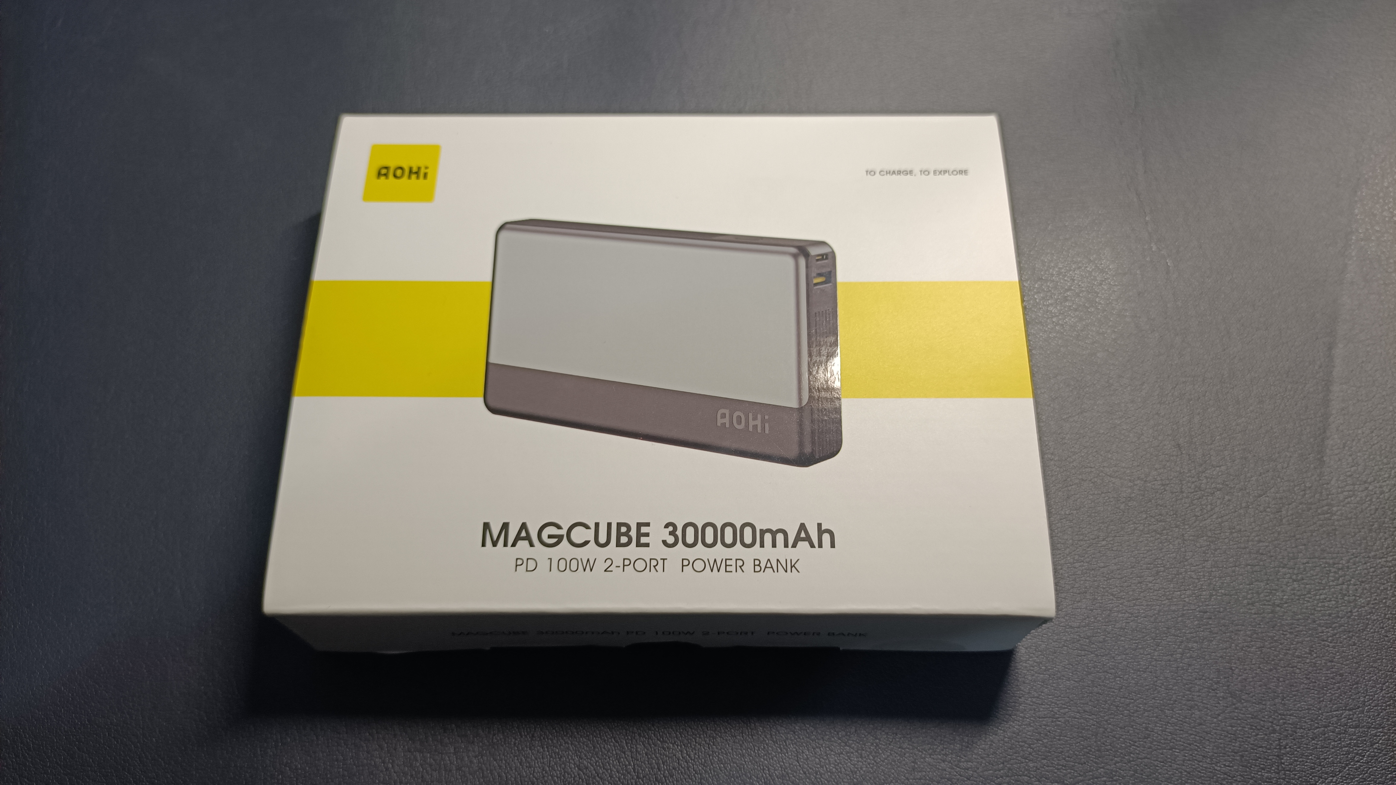 给笔记本充,双100W快充的Aohi充电宝!电芯10年不坏,出差福音