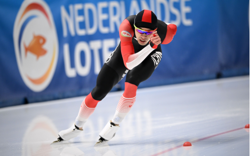 晚报|国家公祭仪式举行 中方回应美遭龙卷风袭击