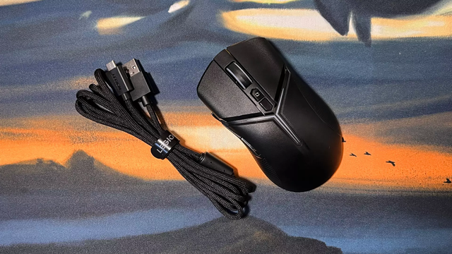 至强辅助——拯救者M7无线游戏鼠标