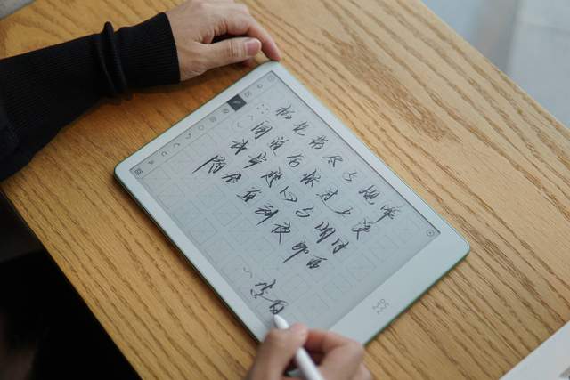 素皮后盖，幸运绿配色，这样的墨案W8你见过吗