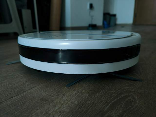 浦瑞克N8E扫地机器人，让你从此解放双手，无需动手打扫！