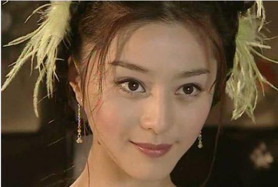 耳朵小的女人福气好(耳朵薄小的女人有福吗)