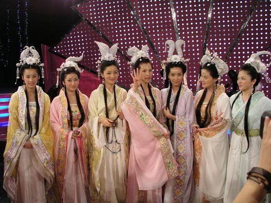 天仙配演员表六仙女(天仙配演员表全部图片)